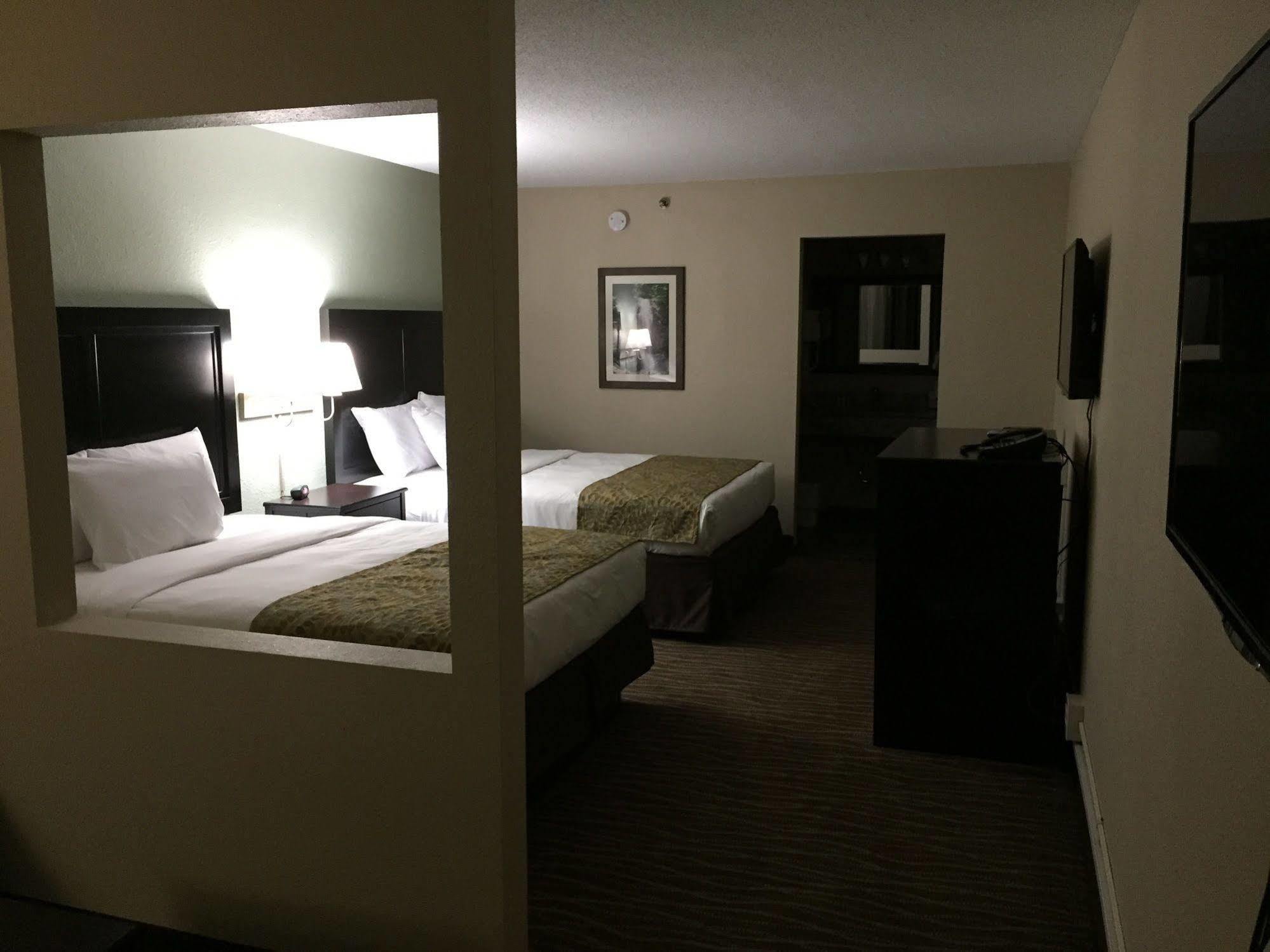 Cascades Mountain Resort, Ascend Hotel Collection Хендерсънвил Екстериор снимка